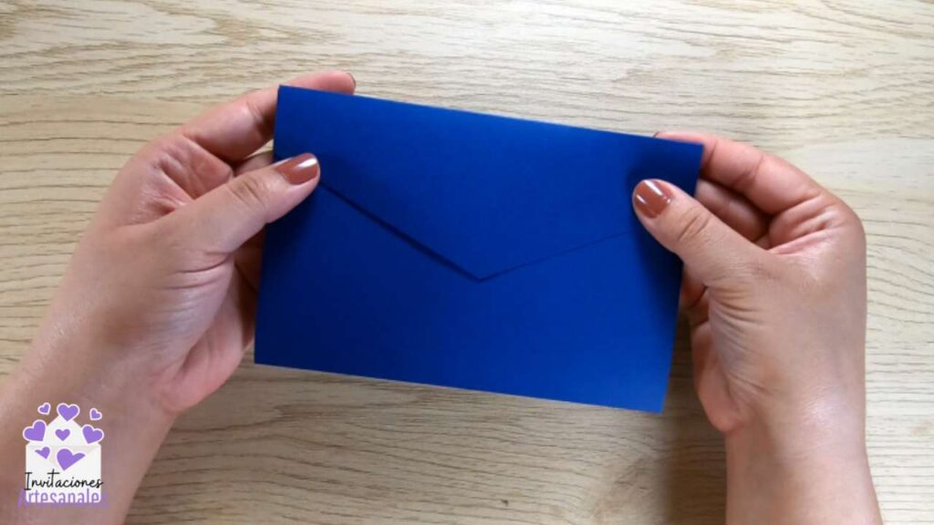 Invitaciones de boda elegantes paso a paso